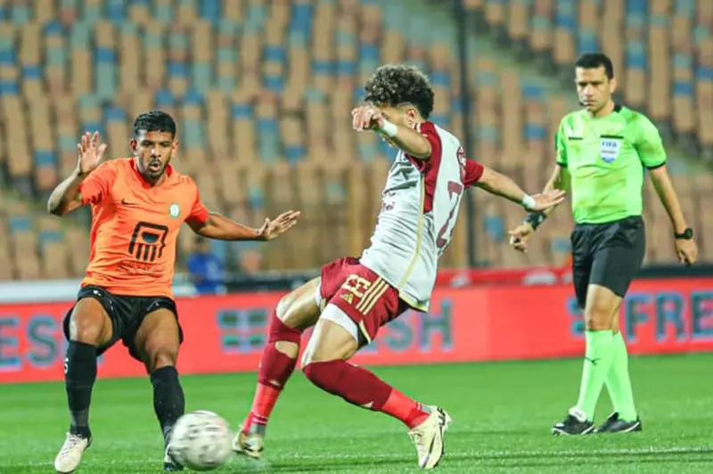 تحديات مثيرة ومعادلات دقيقة: تحليل مباراة الأهلي أمام البنك