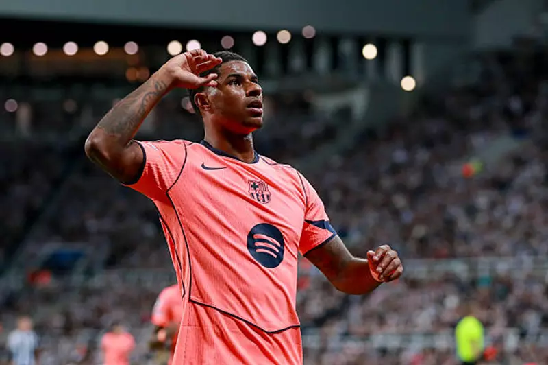 خطوة من راشفورد للاستمرار مع برشلونة